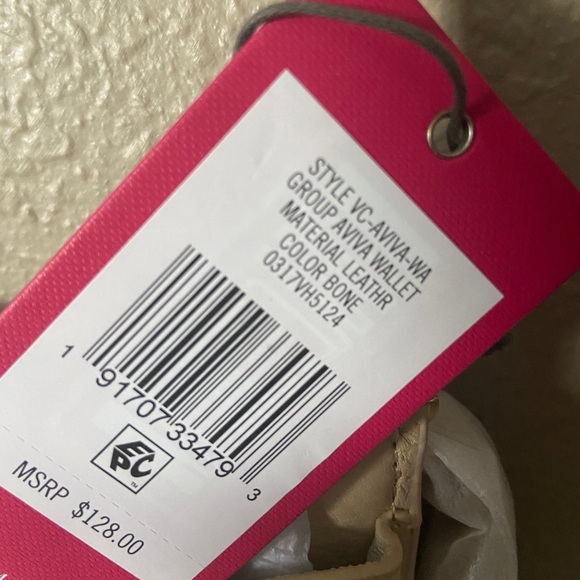 Vince Camuto Aviva Wallet Crossbody - Picture 6 of 10